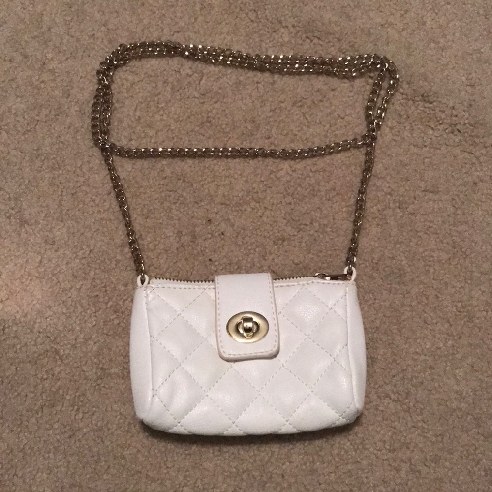 White Quilted Gold Chain Crossbody